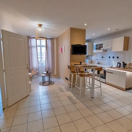 Cosy, Moderne, Central, Standing * Saint-Etienne (Loire)
