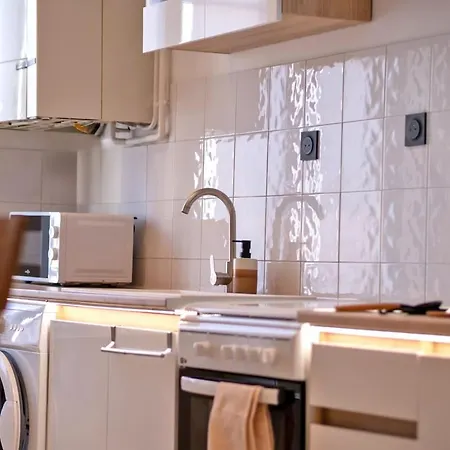 Cosy, Moderne, Central, Standing Apartment *