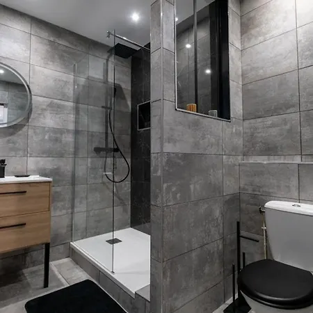 Apartment Cosy, Moderne, Central, Standing *